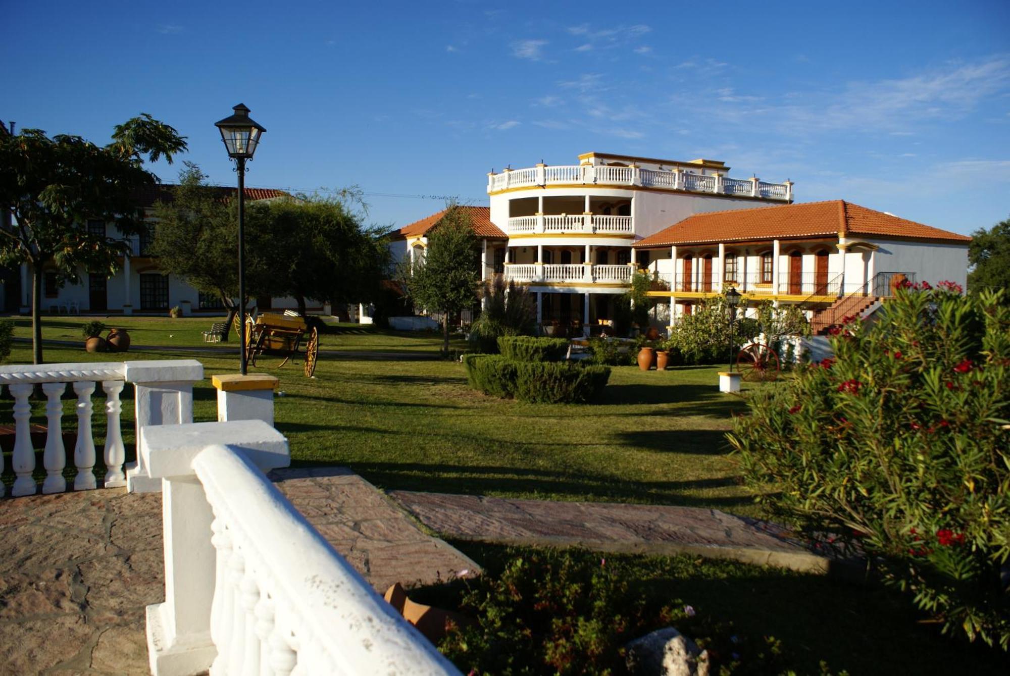 El Cortijo Apart - Hotel Villa de Merlo Exterior photo